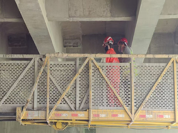 橋梁_副本.jpg 橋梁_副本.jpg